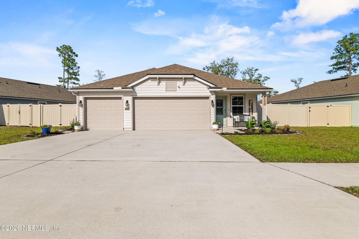 66087 EDGEWATER Drive, Yulee, FL 32097 3