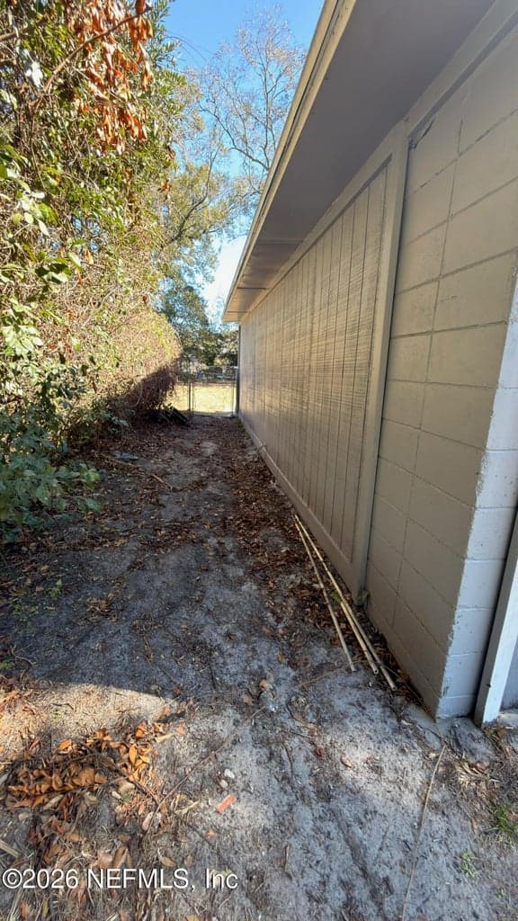 10335 HAVERFORD Road, Jacksonville, FL 32218 2