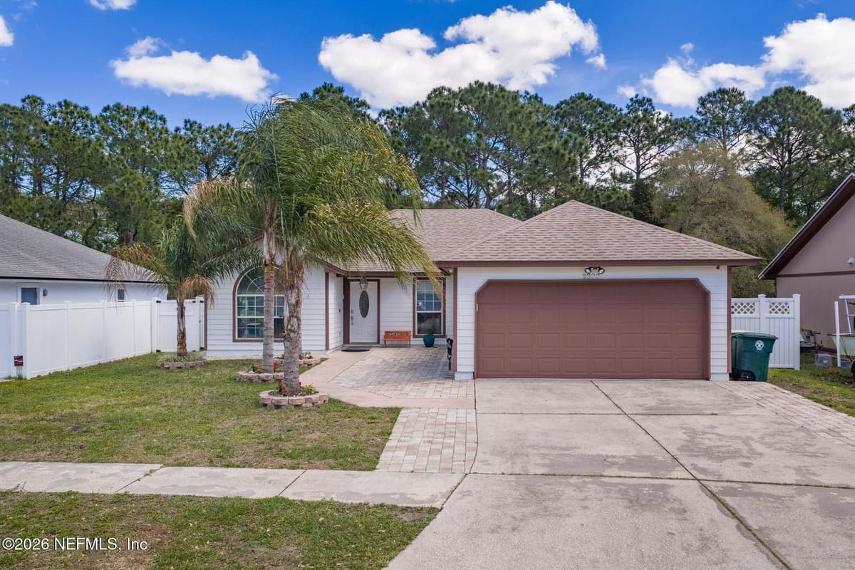 2333 LUANA Drive E, Jacksonville, FL 32246 2