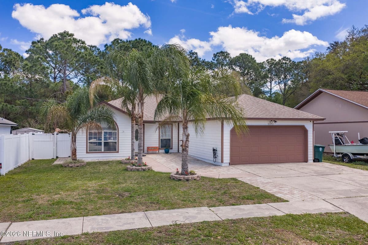 2333 LUANA Drive E, Jacksonville, FL 32246 3