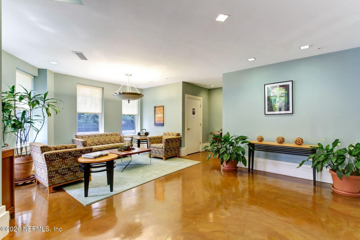 1661 RIVERSIDE Avenue 410, Jacksonville, FL 32204 3