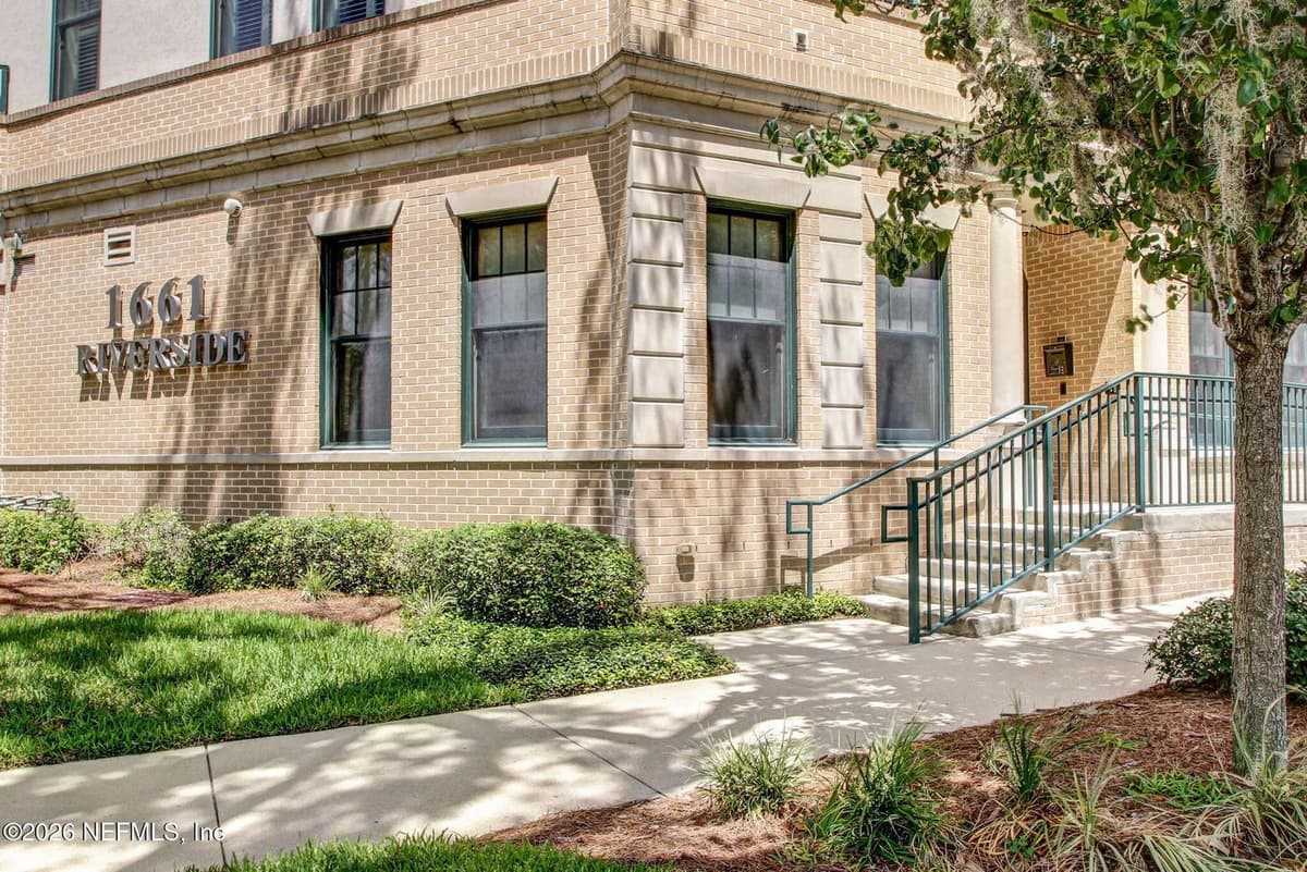 1661 RIVERSIDE Avenue 410, Jacksonville, FL 32204 2