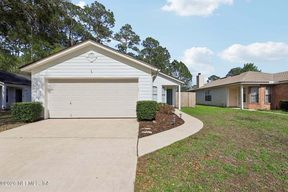 1907 HUNTERS TRACE Circle, Middleburg, FL 32068 2