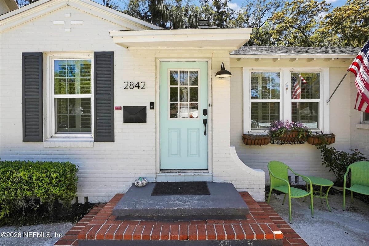 2842 IONIC Avenue, Jacksonville, FL 32210 3