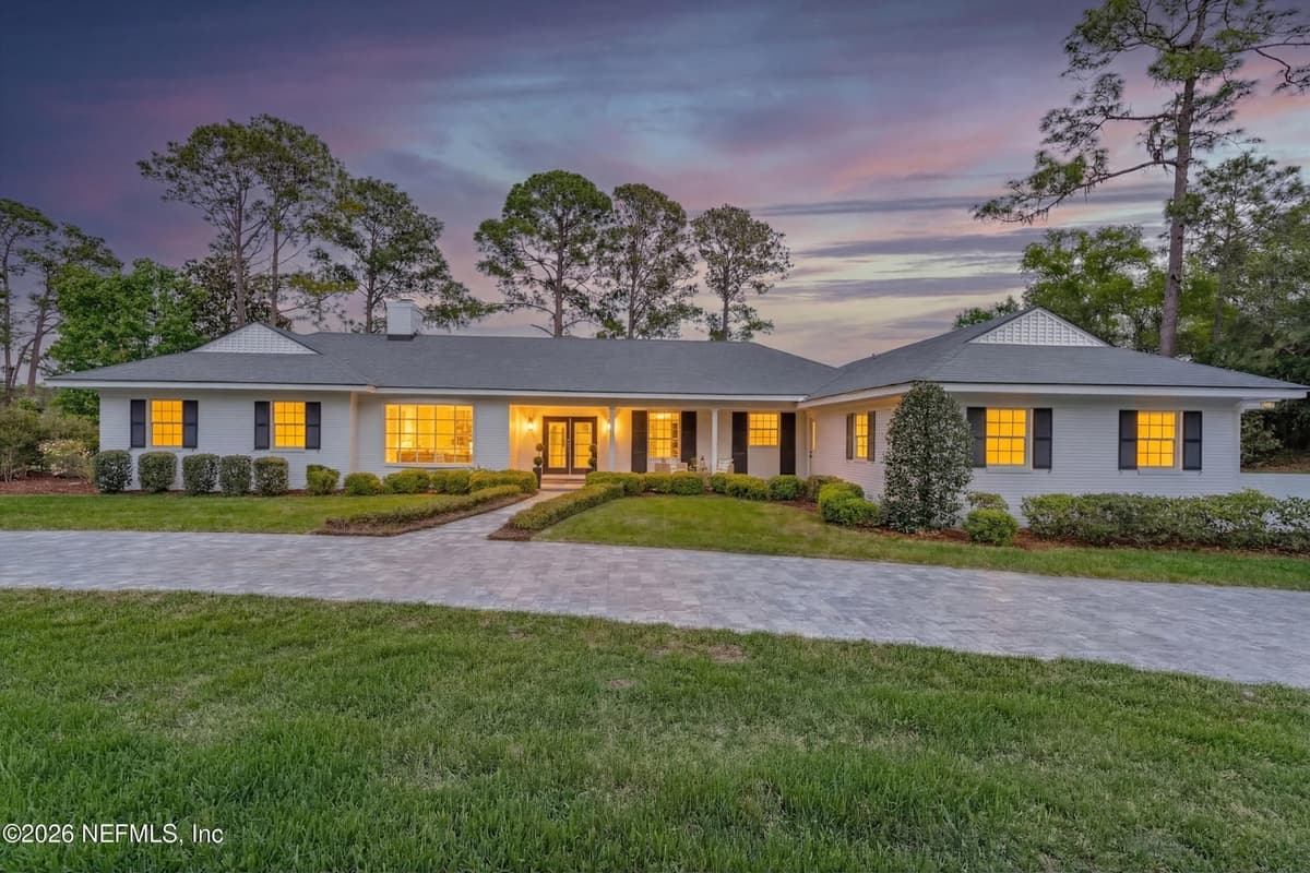 10042 LAKE LAMAR Court, Jacksonville, FL 32256 2