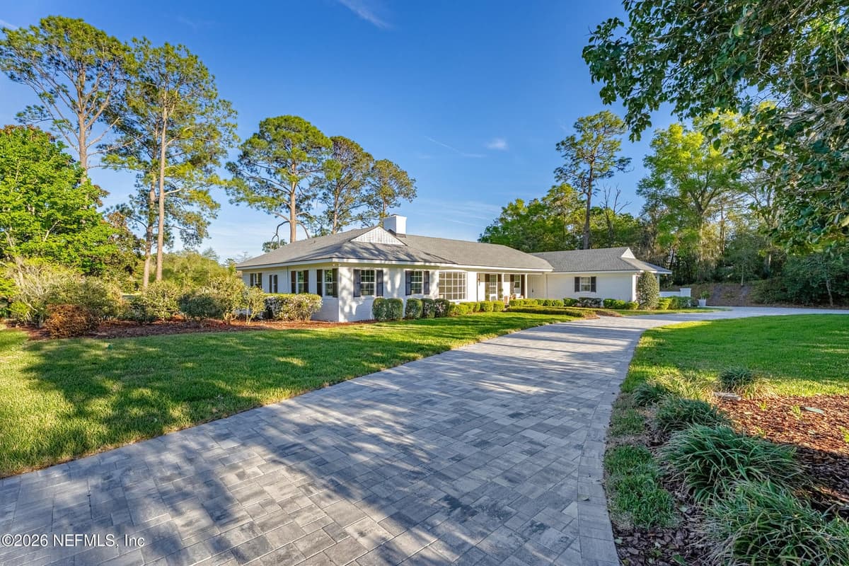 10042 LAKE LAMAR Court, Jacksonville, FL 32256 3