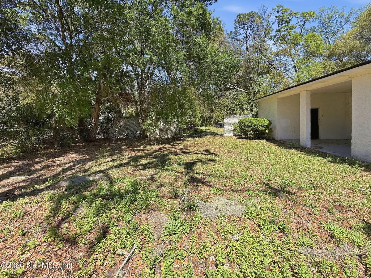 4515 SPRING GLEN Road, Jacksonville, FL 32207 3