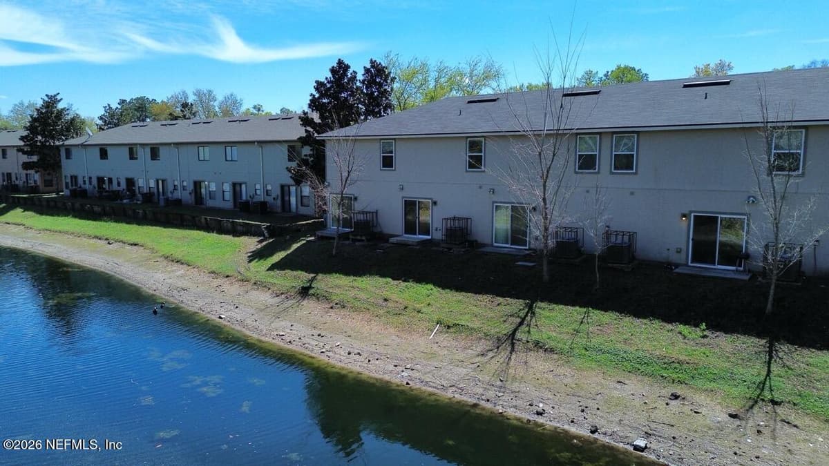 7859 PLAYSCHOOL Lane, Jacksonville, FL 32210 2