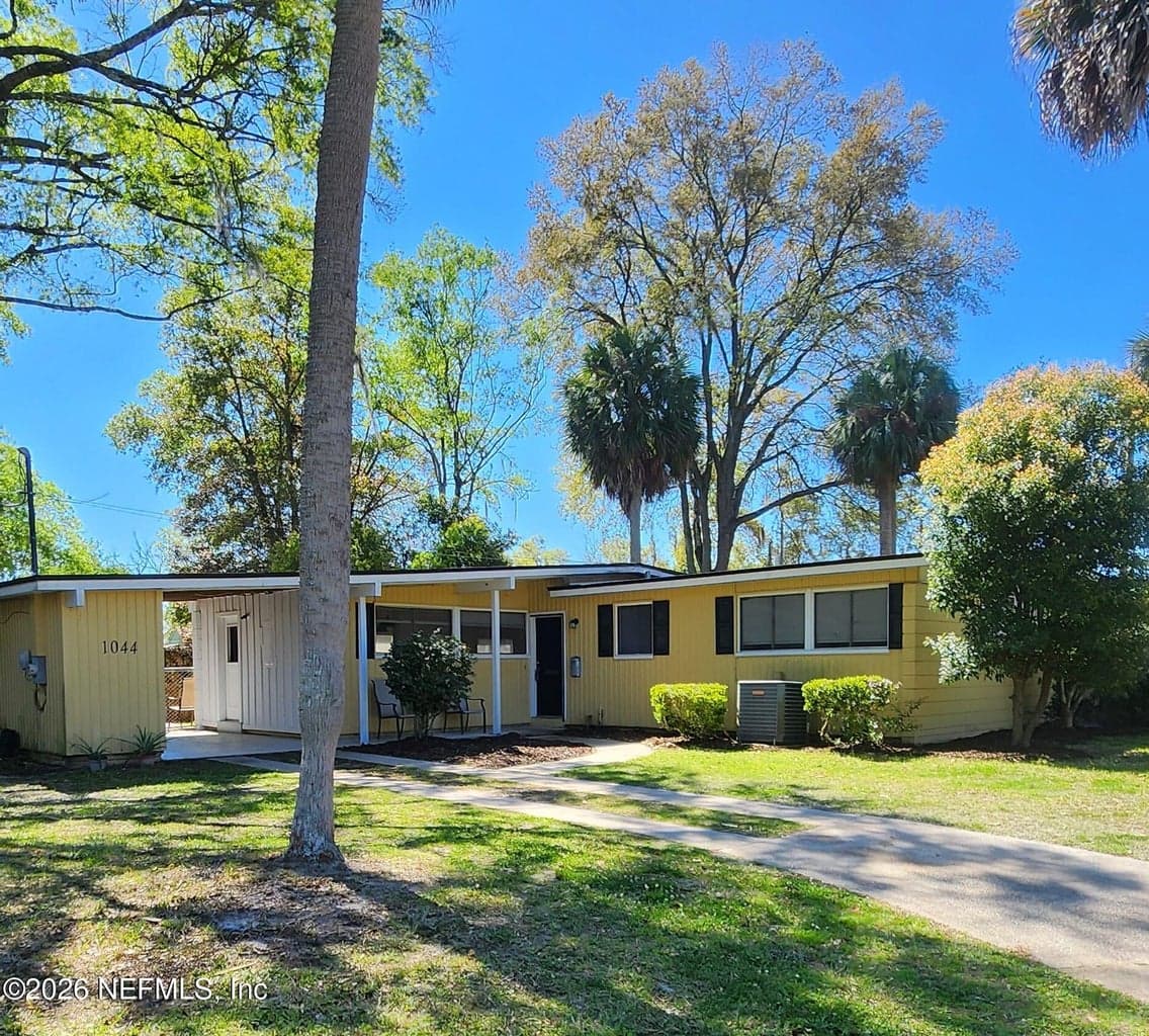 1044 HALIFAX Road, Jacksonville, FL 32216