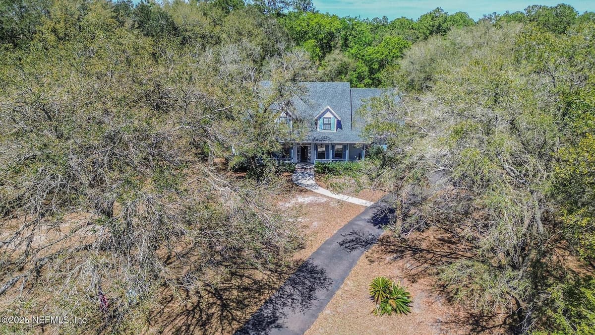 1801 LAKE Road, Jacksonville, FL 32226 3
