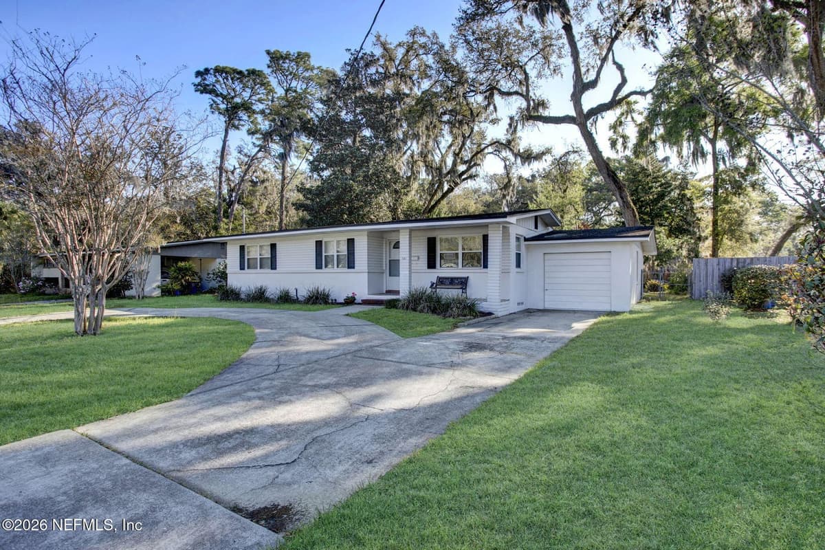 321 TIDEWATER Circle E, Jacksonville, FL 32211 3