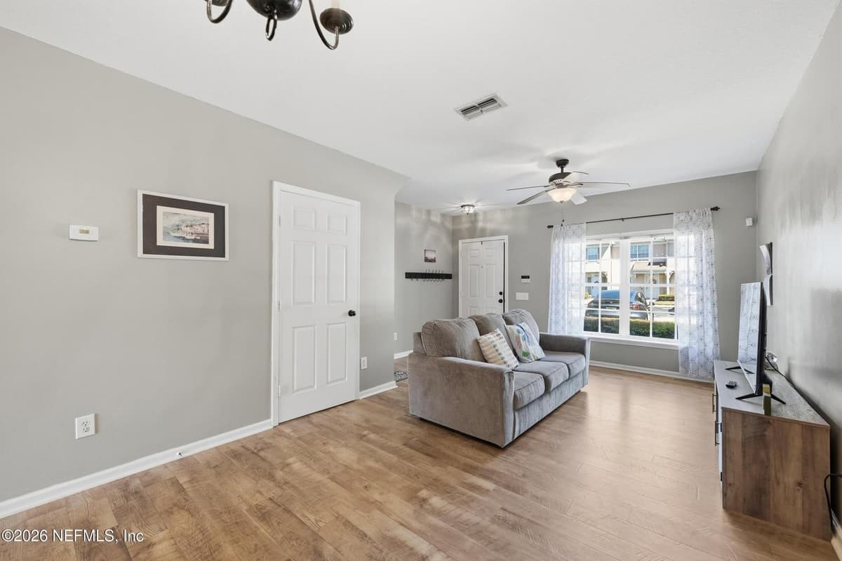 8230 DAMES POINT CROSSING Boulevard 1302, Jacksonville, FL 32277 3