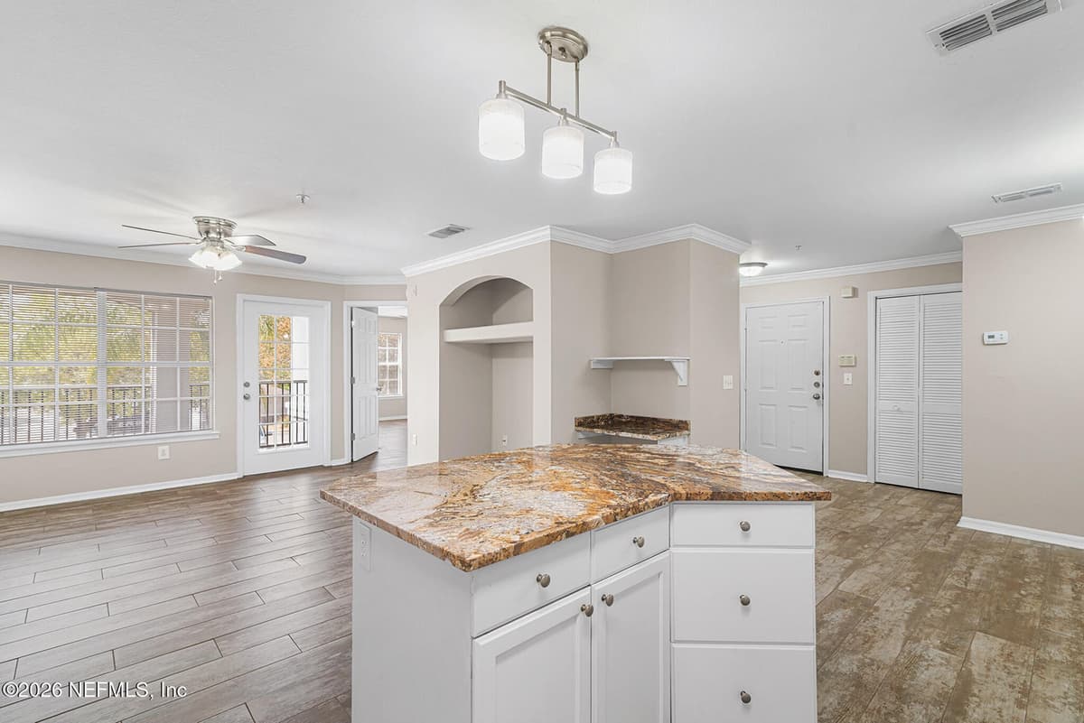 3591 KERNAN Boulevard S 715, Jacksonville, FL 32224 2
