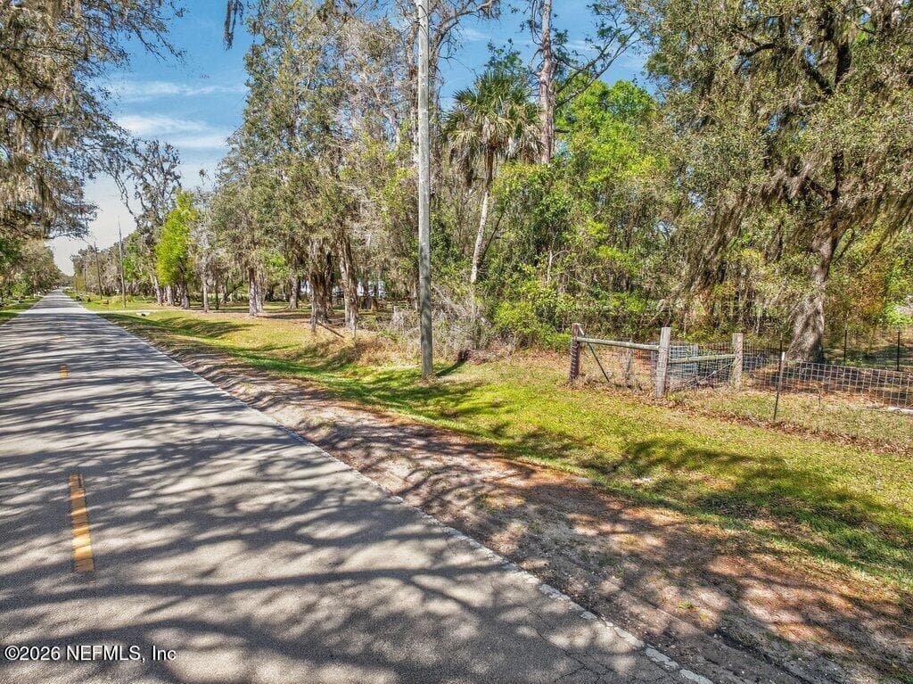 308 PALMETTO BLUFF Road, Palatka, FL 32177 3