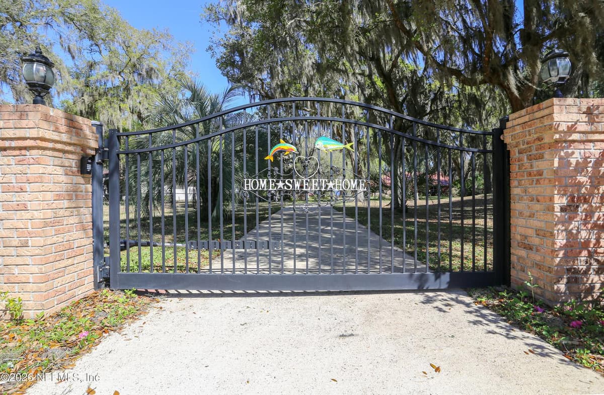 524 CEDAR CREEK Road, Palatka, FL 32177 3