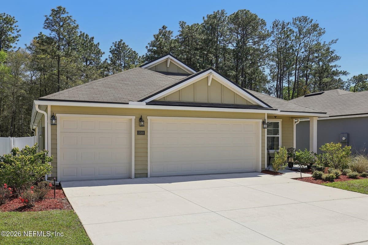 2588 OAK STREAM Drive, Green Cove Springs, FL 32043 2