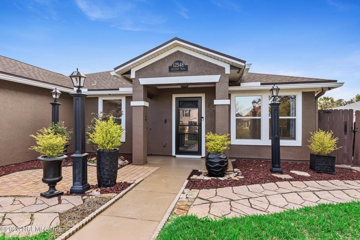 12548 DAYLIGHT Trail, Jacksonville, FL 32218 2