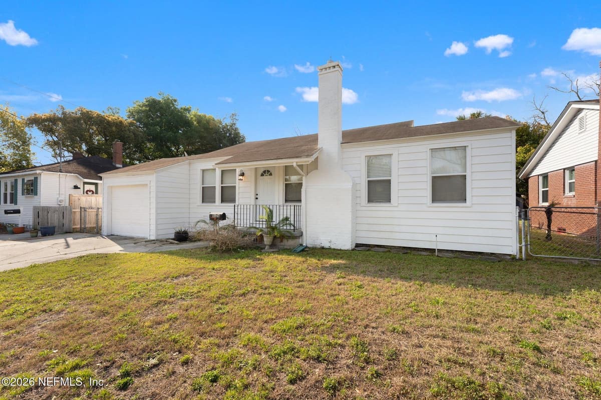 4626 BIRKENHEAD Road, Jacksonville, FL 32210 2