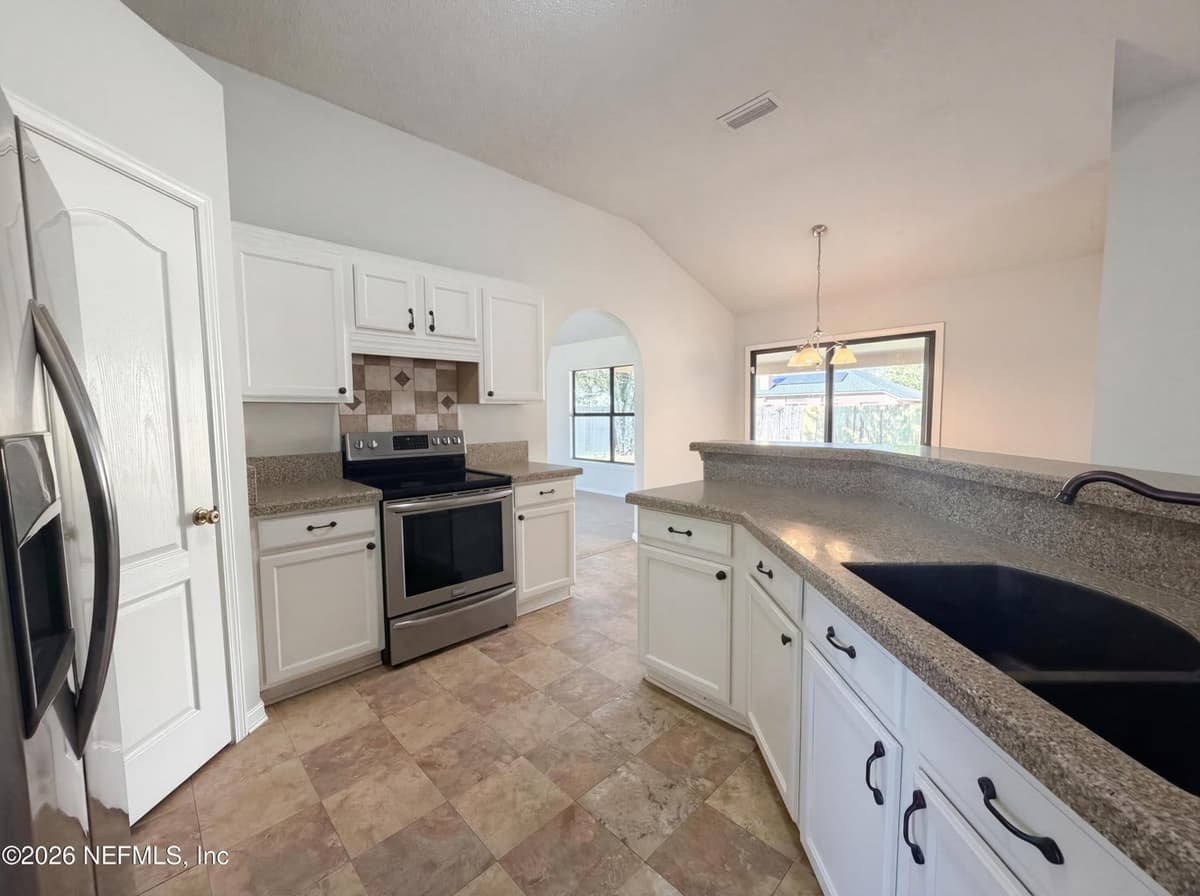 585 THORNBERRY Road, Orange Park, FL 32073 3