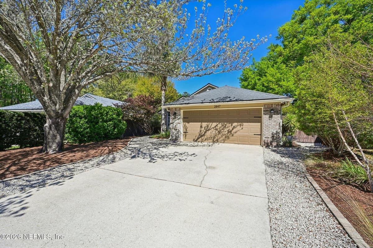 2847 SUTTON ESTATES Circle N, Jacksonville, FL 32223 3