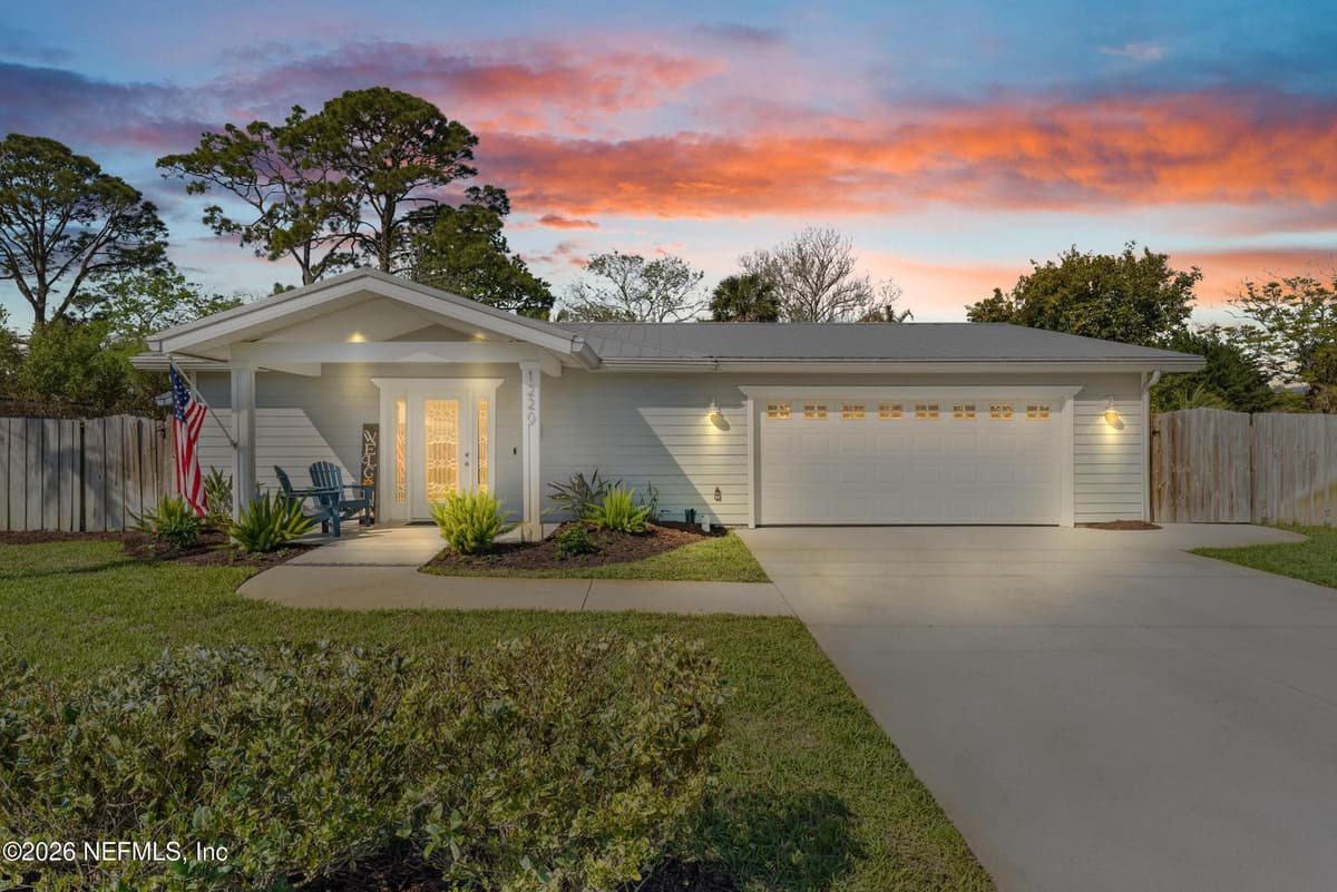 1220 10TH Street N, Jacksonville Beach, FL 32250 2