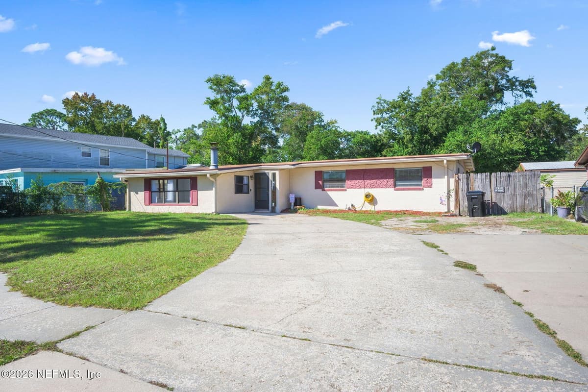 431 VALDERIA Drive, Orange Park, FL 32073 2