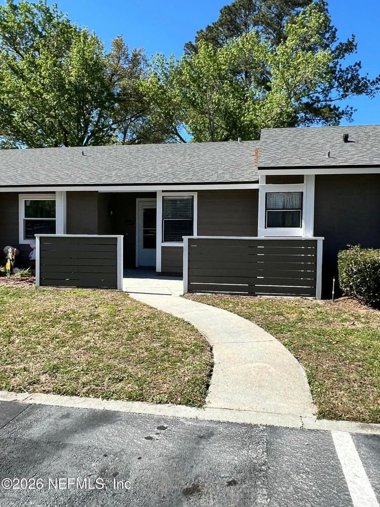 8322 DERBYSHIRE Place, Jacksonville, FL 32244