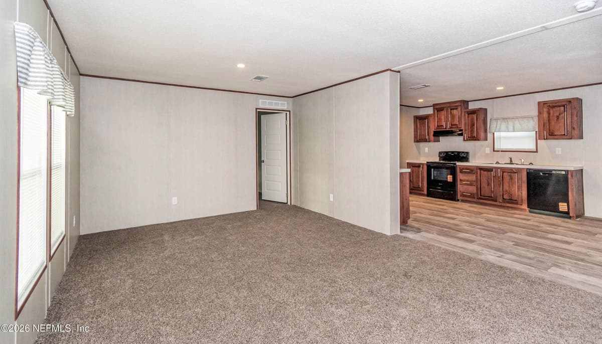 6171 BILL DAVIS Road, Glen St. Mary, FL 32040 2
