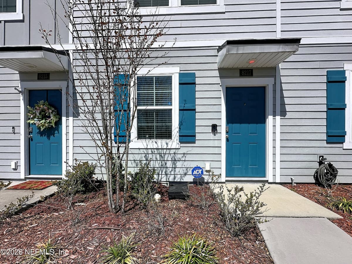 8217 WATERCOURSE Way, Jacksonville, FL 32211 2