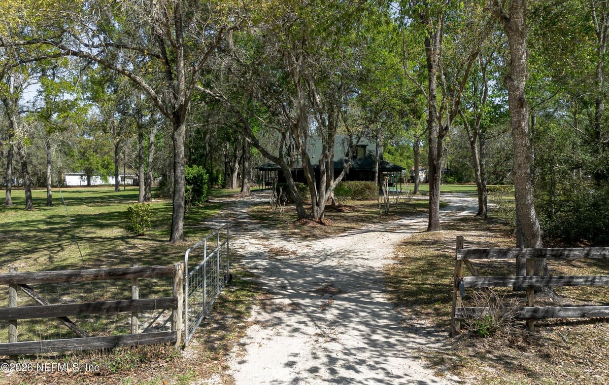 34 ZIBRA Street, Middleburg, FL 32068 2