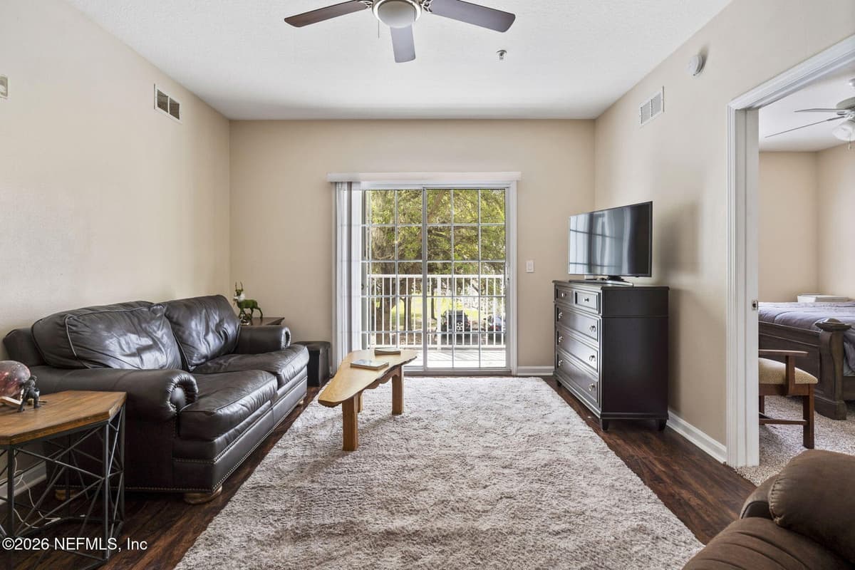 8235 LOBSTER BAY Court 201, Jacksonville, FL 32256 3