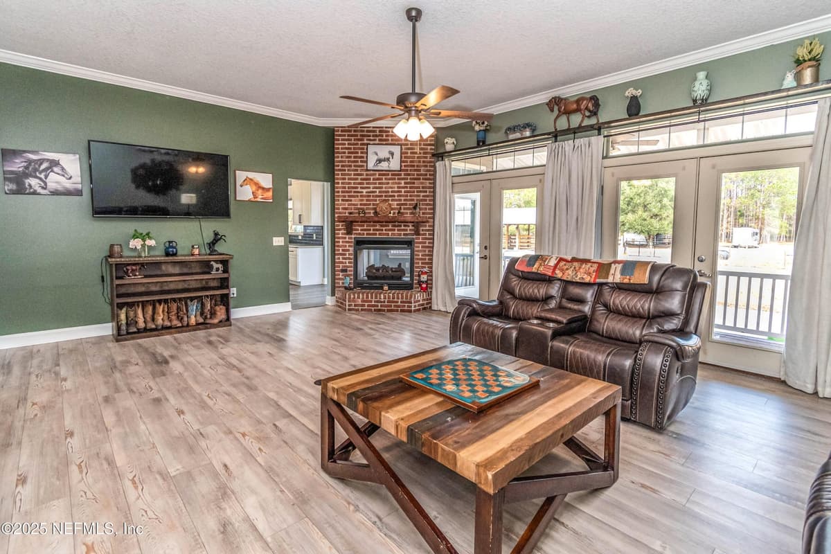 8219 MUD LAKE Road, Macclenny, FL 32063 3