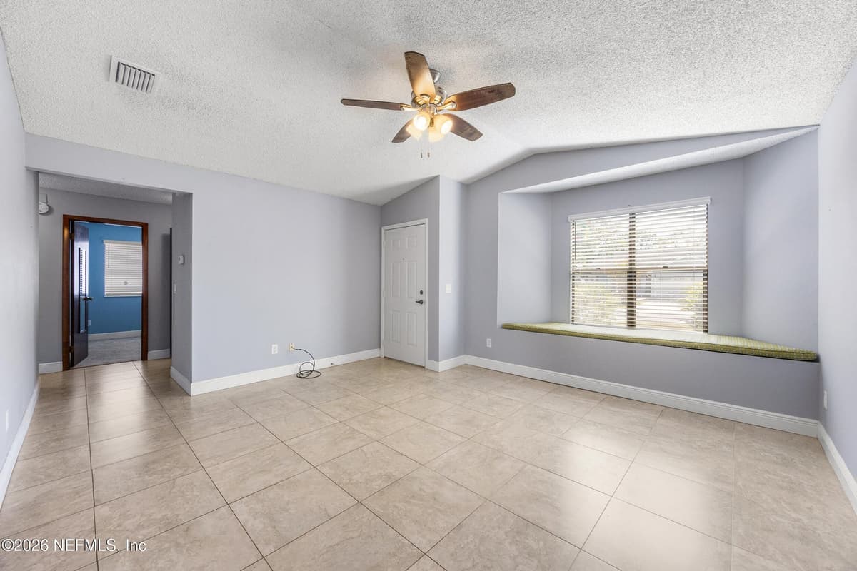 8157 FORT LEE Trail, Jacksonville, FL 32244 2