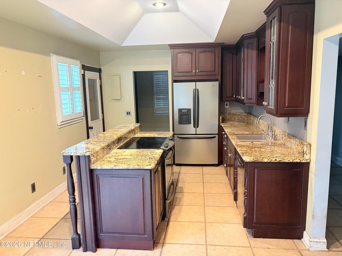 4840 COLONIAL Avenue, Jacksonville, FL 32210 3