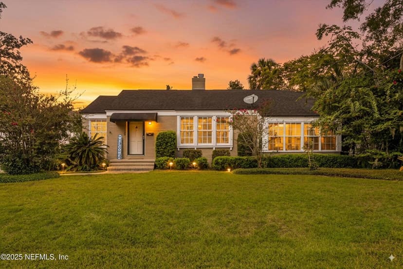 1425 PINETREE Road, Jacksonville, FL 32207