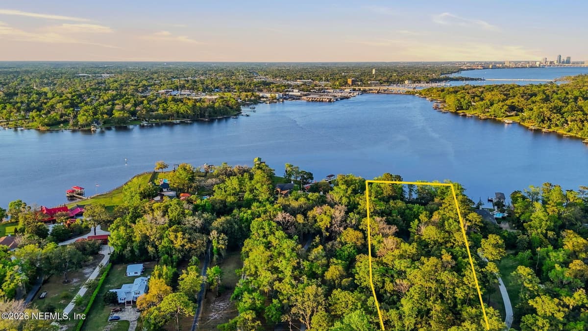 4441 ORTEGA FARMS Circle, Jacksonville, FL 32210 3