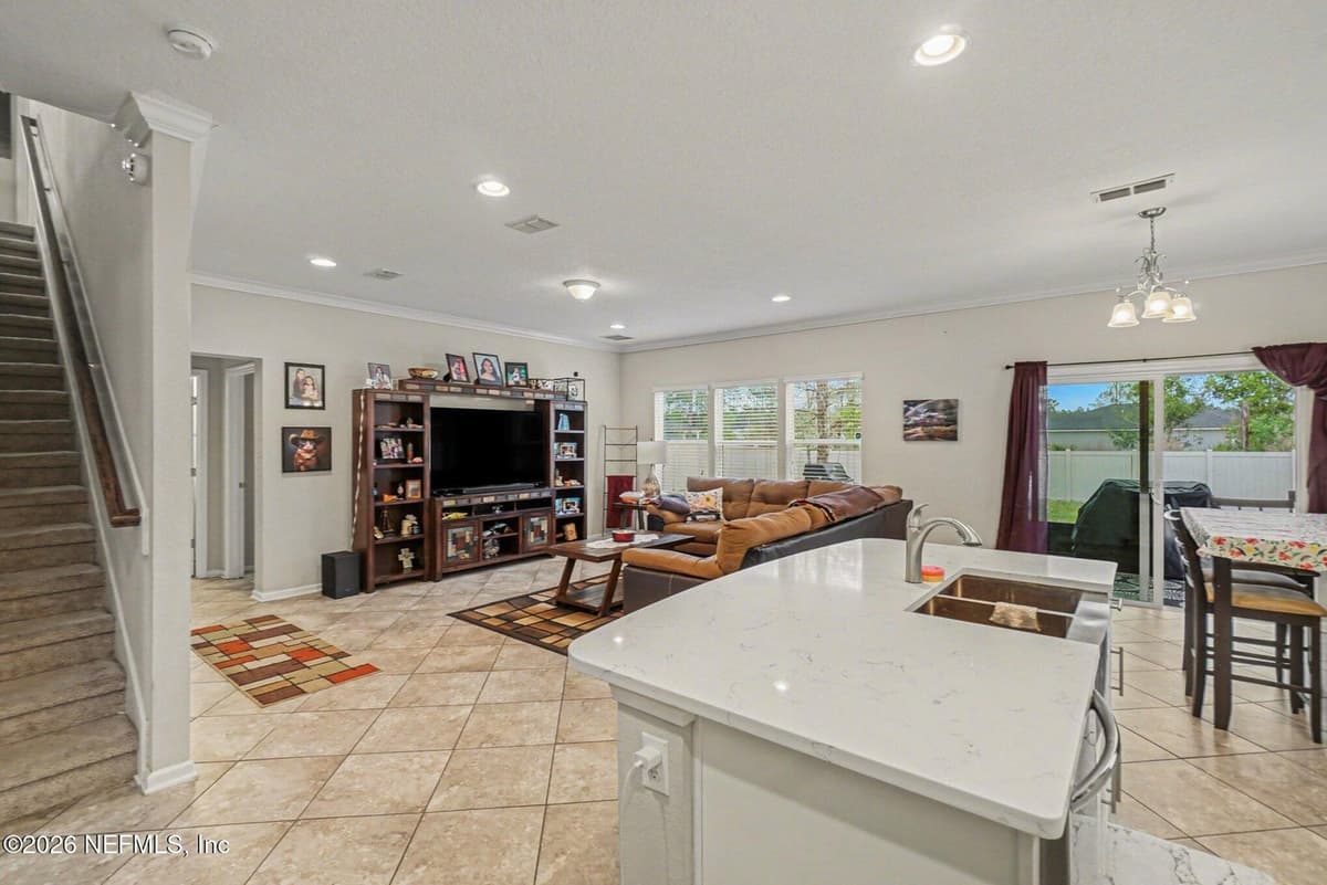 15717 PINYON Lane, Jacksonville, FL 32218 3