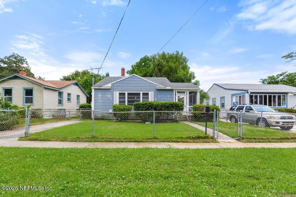 5146 SUNDERLAND Road, Jacksonville, FL 32210 2
