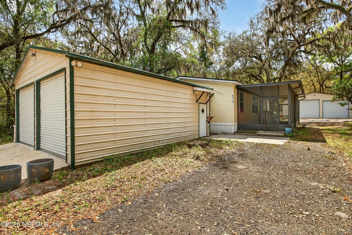 8010 OCALA Avenue, Jacksonville, FL 32220 2