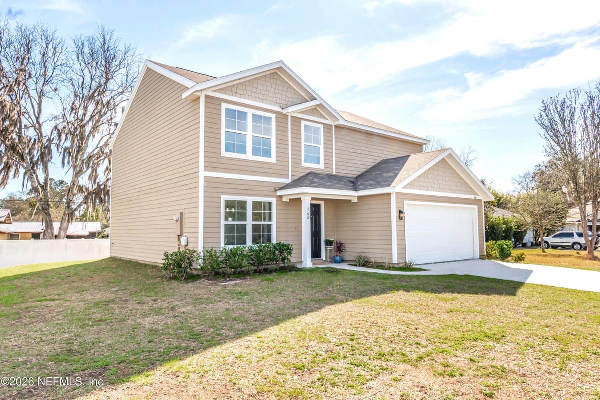768 CONSTITUTION Place, Macclenny, FL 32063 2