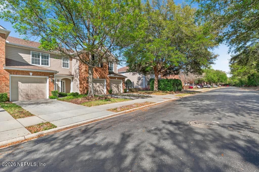 11354 CAMPFIELD Circle, Jacksonville, FL 32256 3