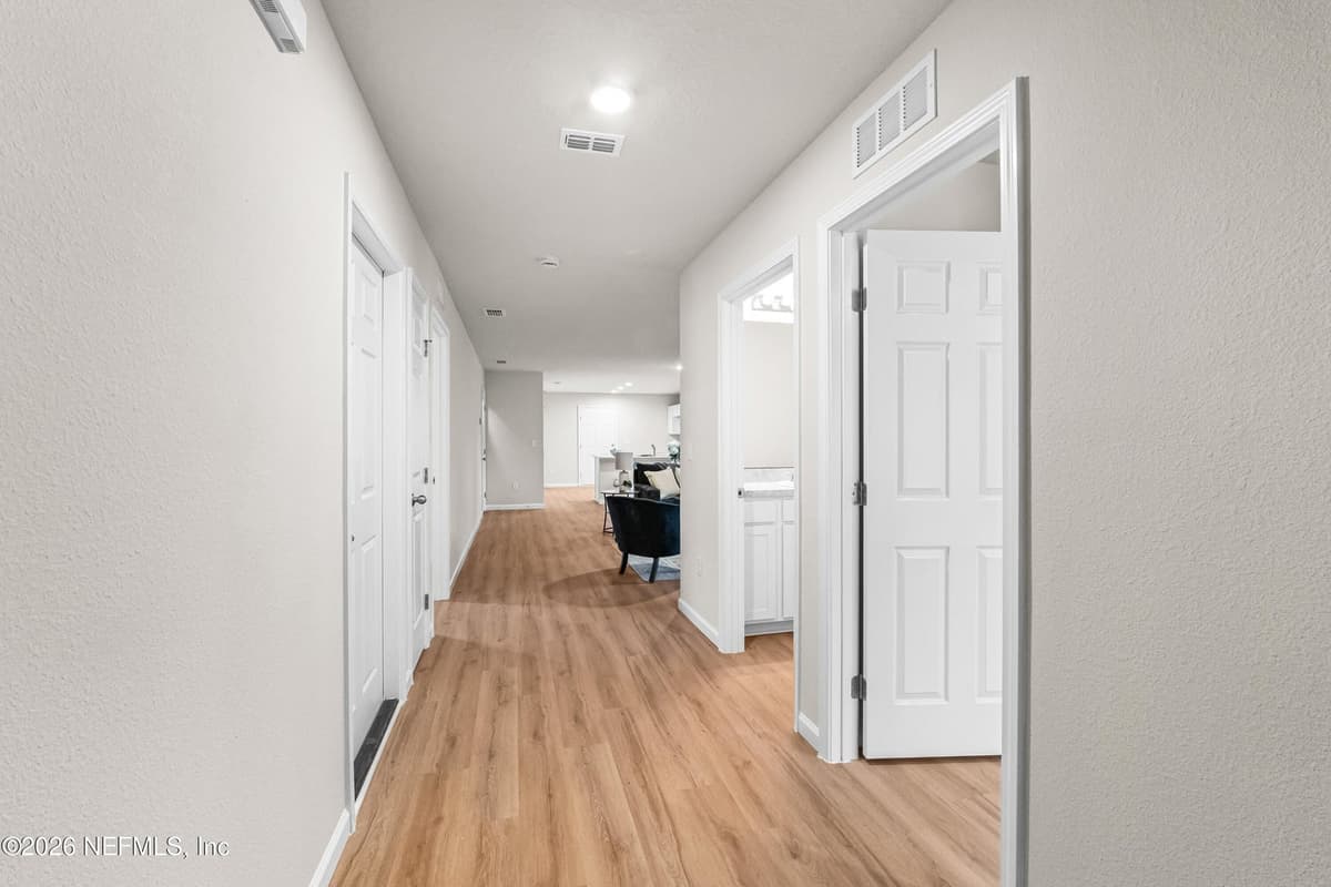 231 W 39TH Street, Jacksonville, FL 32206 3
