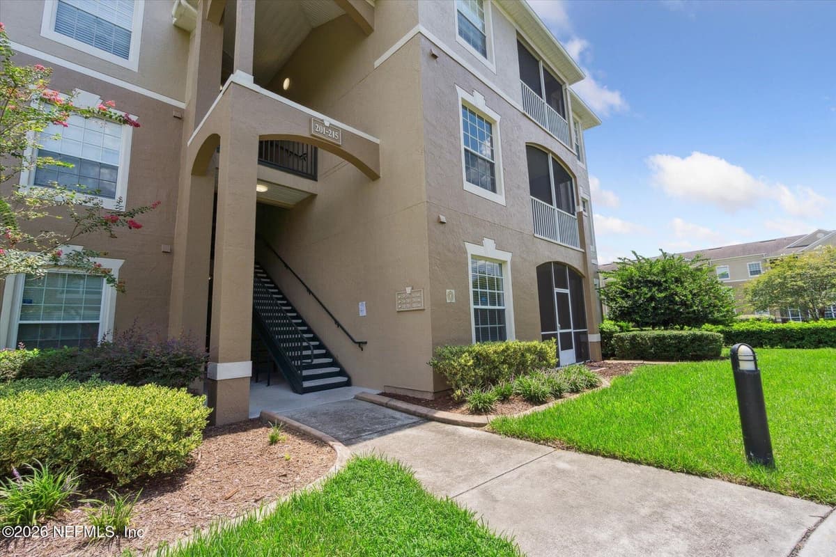 7990 BAYMEADOWS Road E 201, Jacksonville, FL 32256 3
