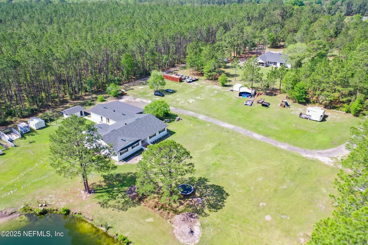 26504 SHEARED STOKES Road, Hilliard, FL 32046 3