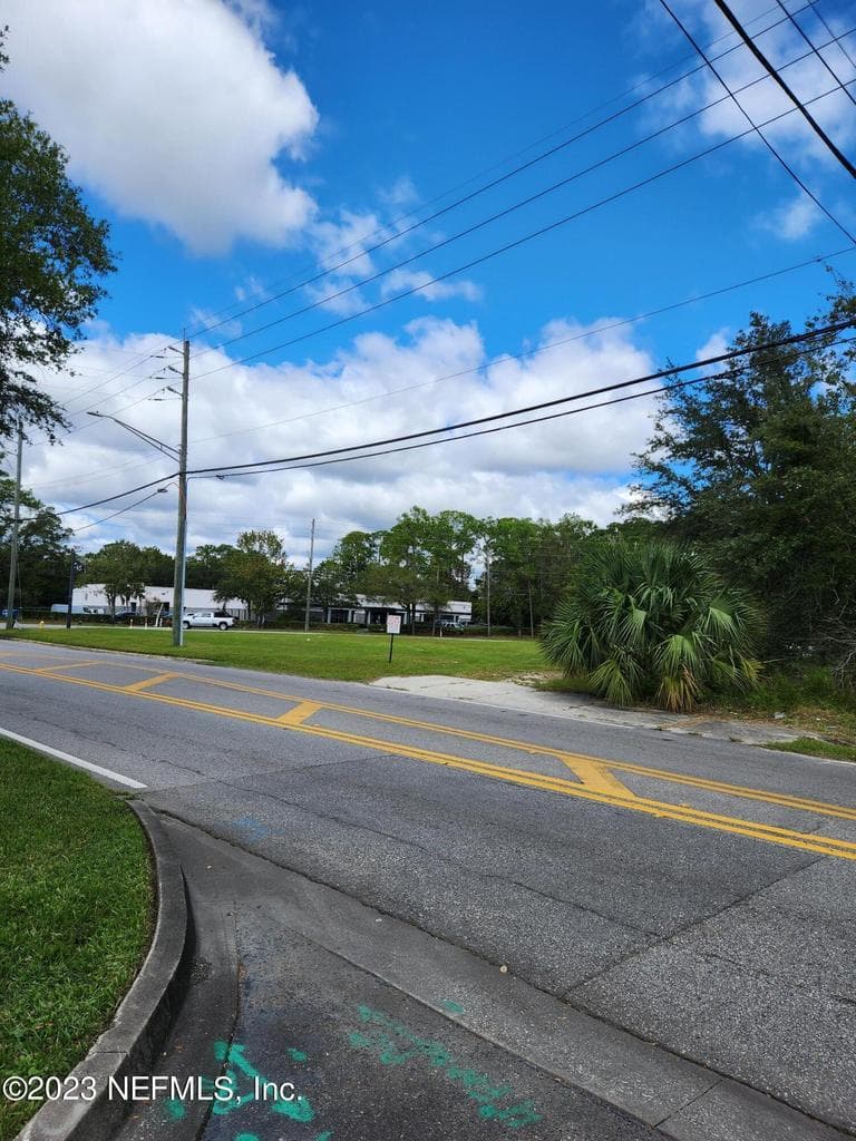 5314 BOWDEN Road, Jacksonville, FL 32216 3