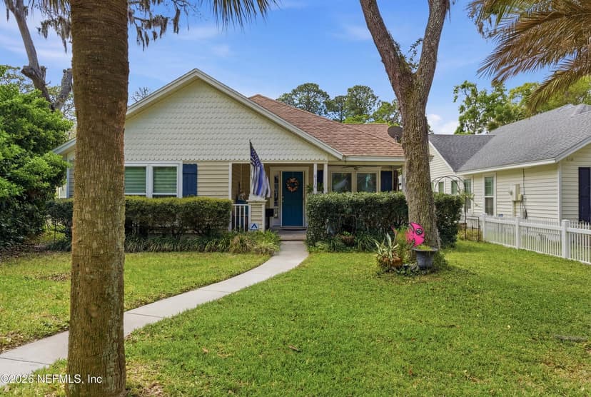 616 PARADISE Court, Atlantic Beach, FL 32233