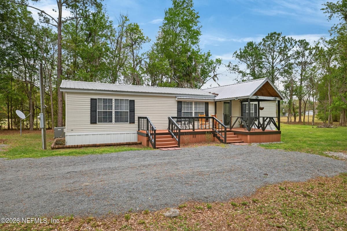 2858 NW 233RD Street, Lawtey, FL 32058 3