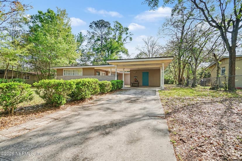 2115 Patou Drive W, Jacksonville, FL 32210