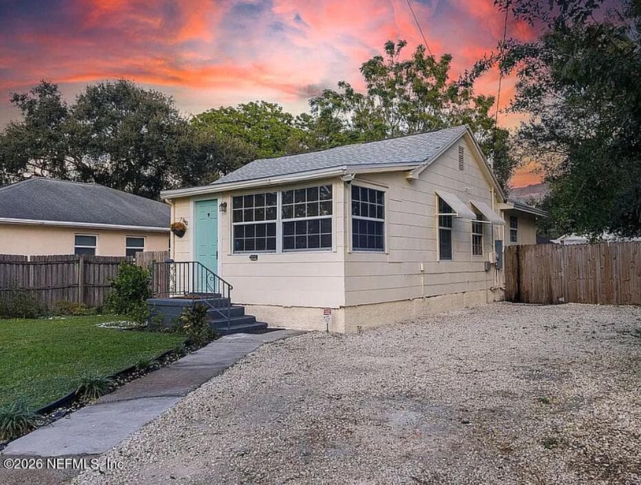 6453 WAYNE Street, St. Petersburg, FL 33702 3