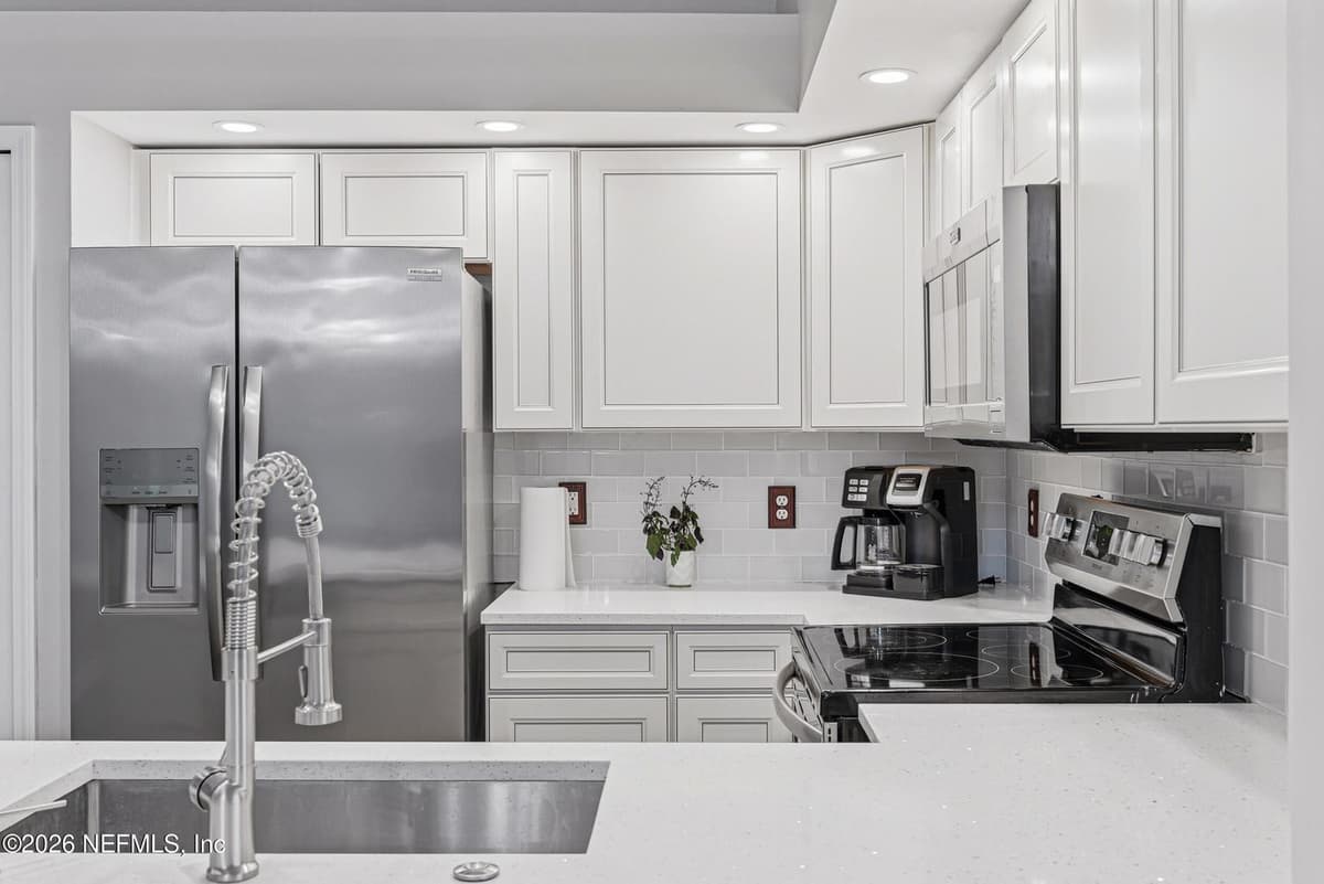 1132 CREEKS RIDGE Road, Jacksonville, FL 32225 2